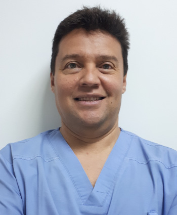 dr-samuel-angulo-espinosa-clinica-dental-mentrisalud-mentrida-la-torre-de-esteban-hambran-villa-del-prado-el-espinar