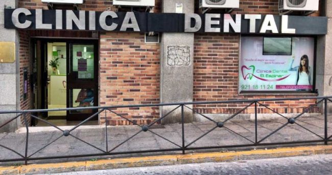 Clínica dental Mentrisalud | El Espinar | Fachada