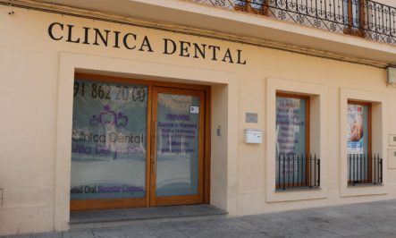 fachada-clinica-dental-mentrisalud-villa-del-prado